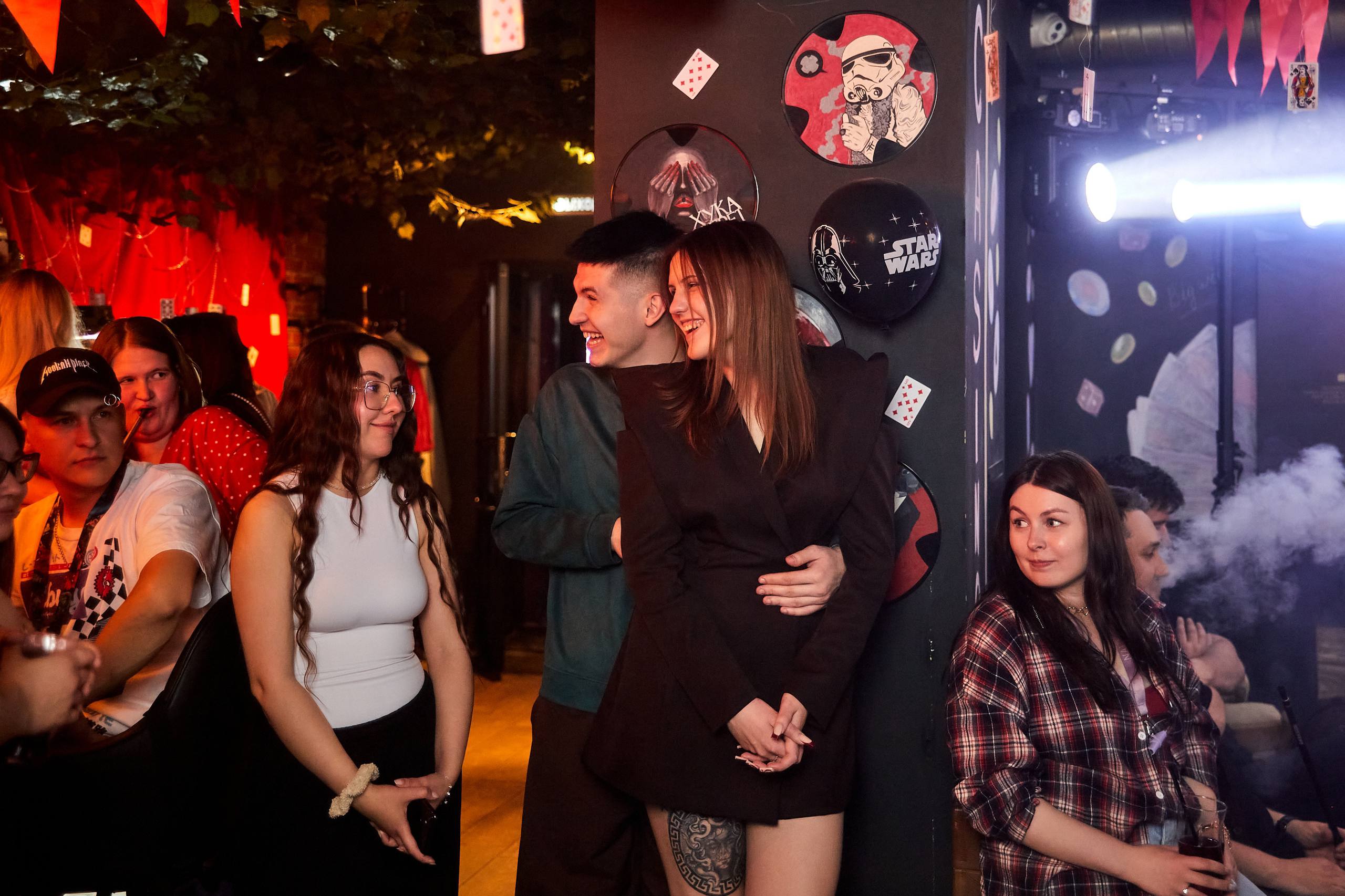 Гости вечеринки в HookahPlace